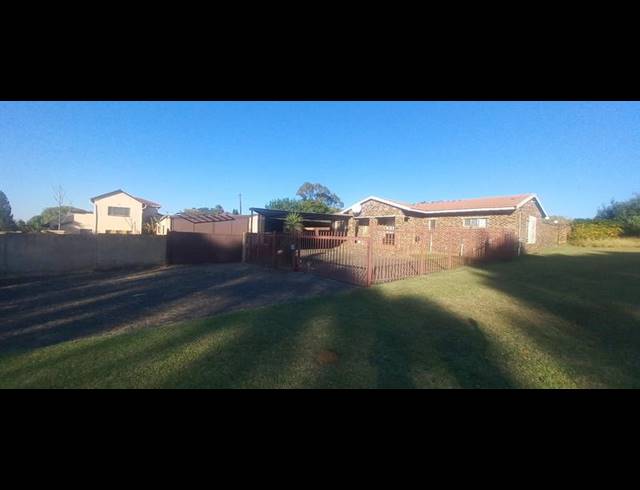 FARM FOR SALE IN GROBLERPARK EXT